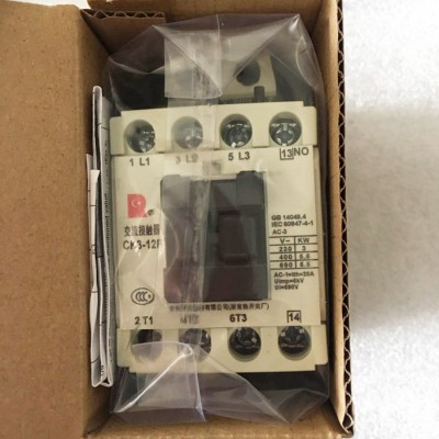 常熟開關(guān)廠CK3-32 交流接觸器 AC220