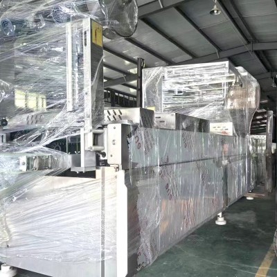 自動雙面鋁膜拉伸真空包裝機   拉伸