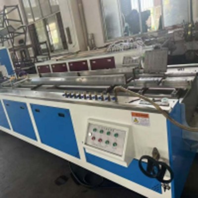 PE木塑擠出異型材設備PVC,PE,PP 生